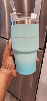 Starbucks x Stanley Gradient Blue Glitter Stainless Steel Straw Cup – Ann  Ann Starbucks
