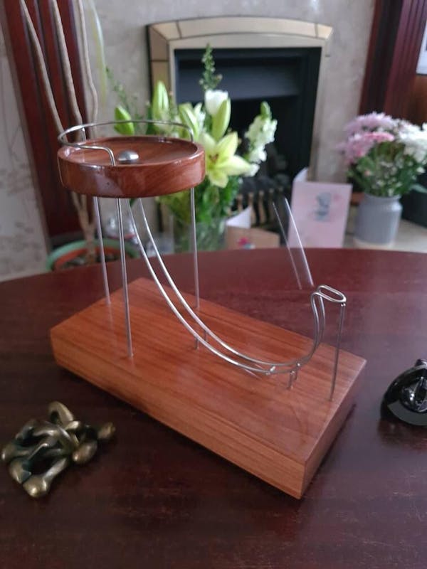 William Le's Perpetual Motion Device ver.2 - Premium Wood.