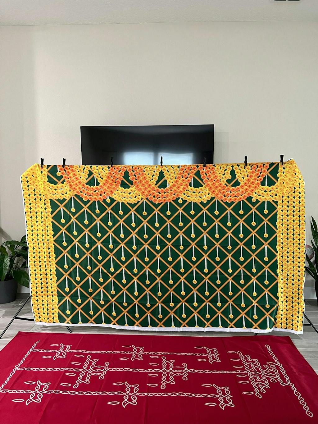 Marigold Backdrop Indian Traditional Cloth Backdrop 5x8 Feet Pooja Backdrop Indian Wall Art Photo Decor Banner Diwali Decor Wedding Backdrop Decorative Cloth Backdrop