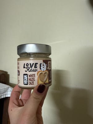 Hazelnut spread White Hazel Daze 250 g LoveRaw