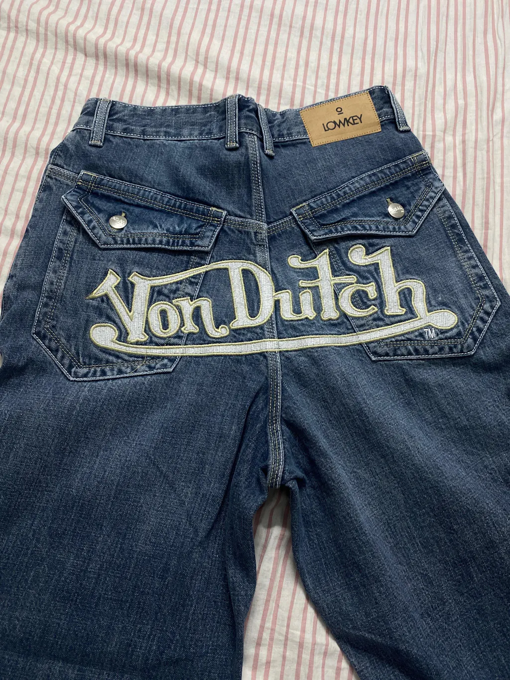 Embroidered Baggy Jeans