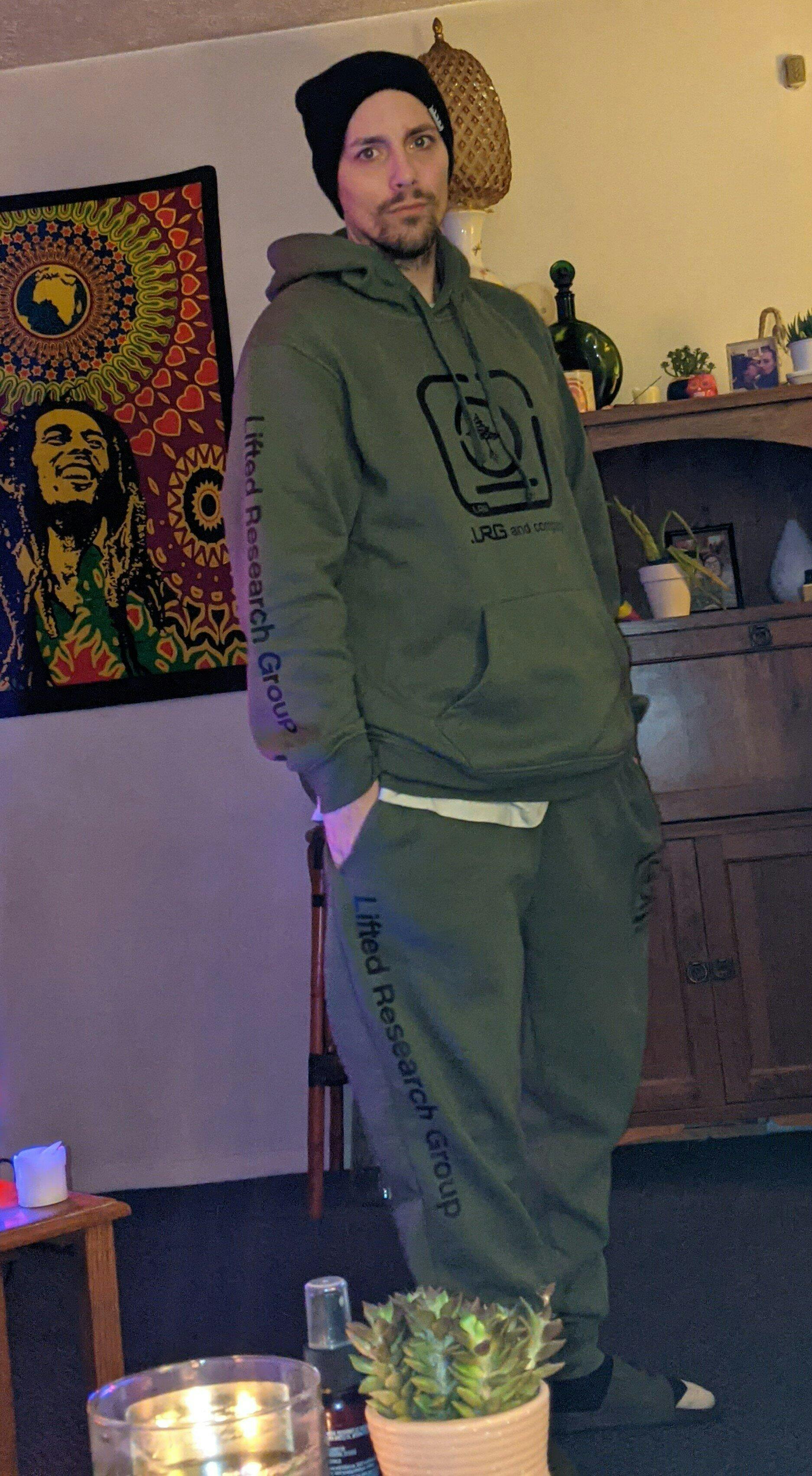 TREE GROWTH CARDIGAN SWEATER - DARK OLIVE | LRG Clothing