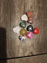 10/20/30PCS Heart-Shaped Natural Crystal Stones – 20mm Amethyst, Agate & Mineral Specimens for Healing & Decor