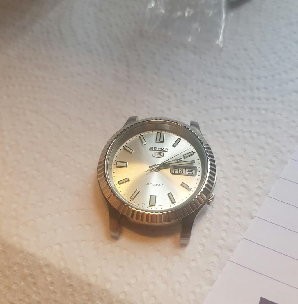 Silver Fluted Bezel for SEIKO SNK809 SEIKO Mod Part Lucius Atelier
