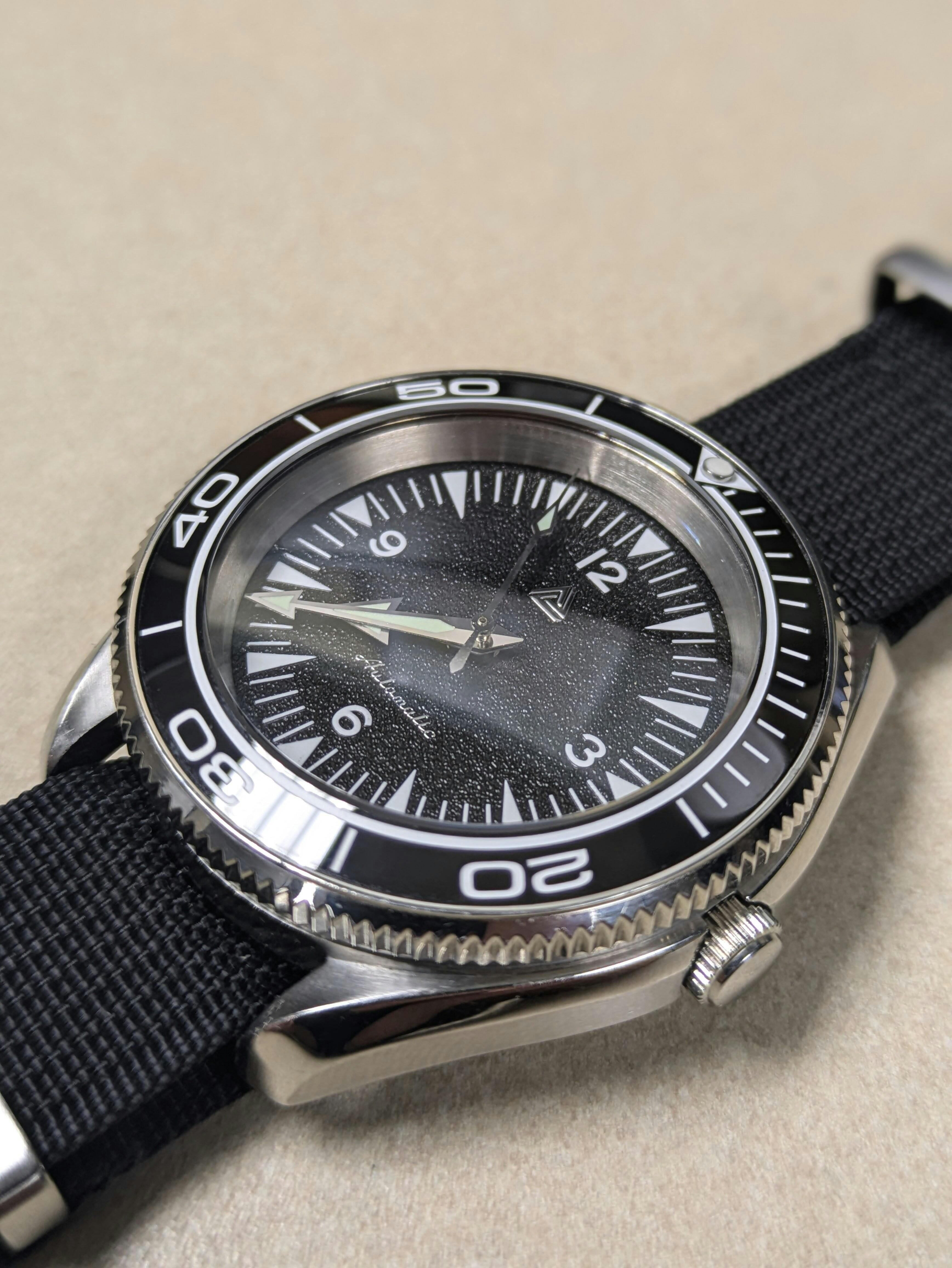 Black Seamaster Diver Dial | BGW9 Blue Lume - SEIKO Mod Part