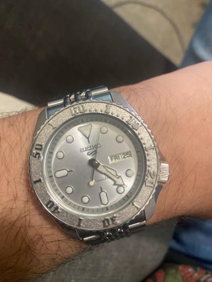 SKX007 Brushed Silver Chapter Ring - Black Markers - Lucius
