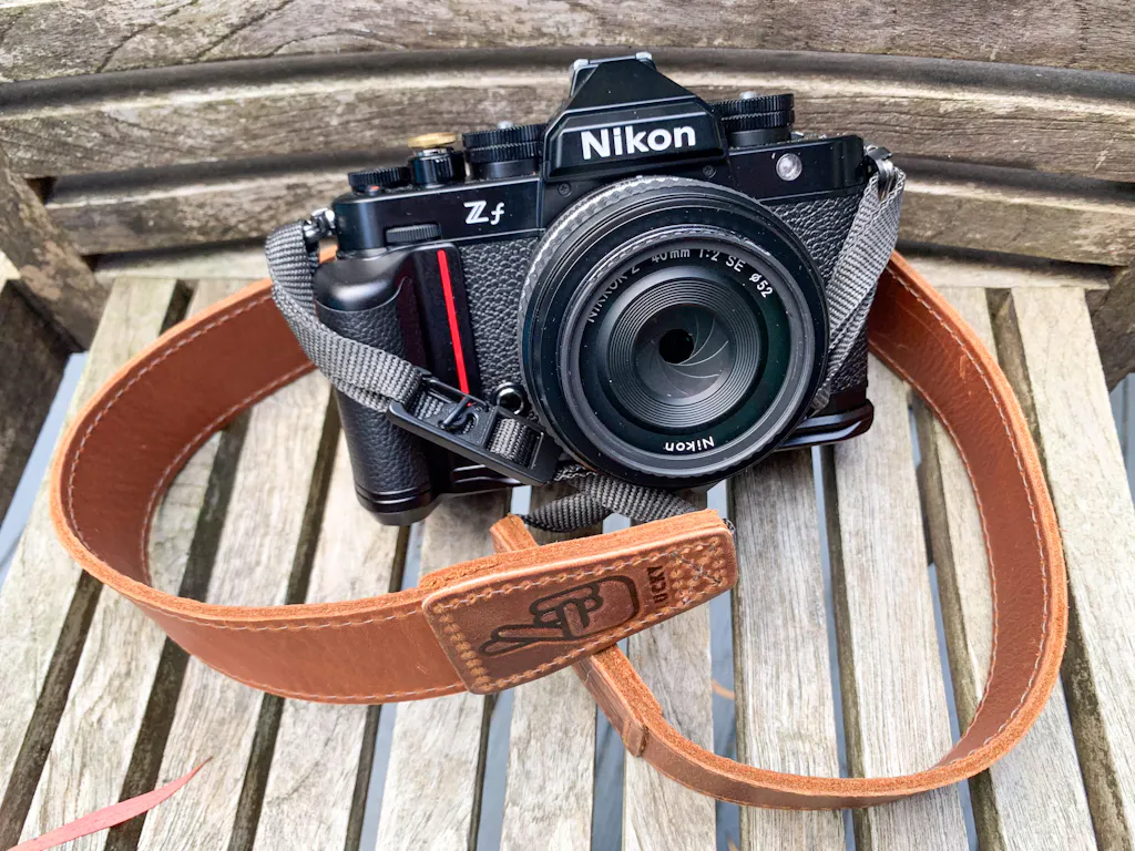 Classic 40 Camera Strap - Chestnut Brown