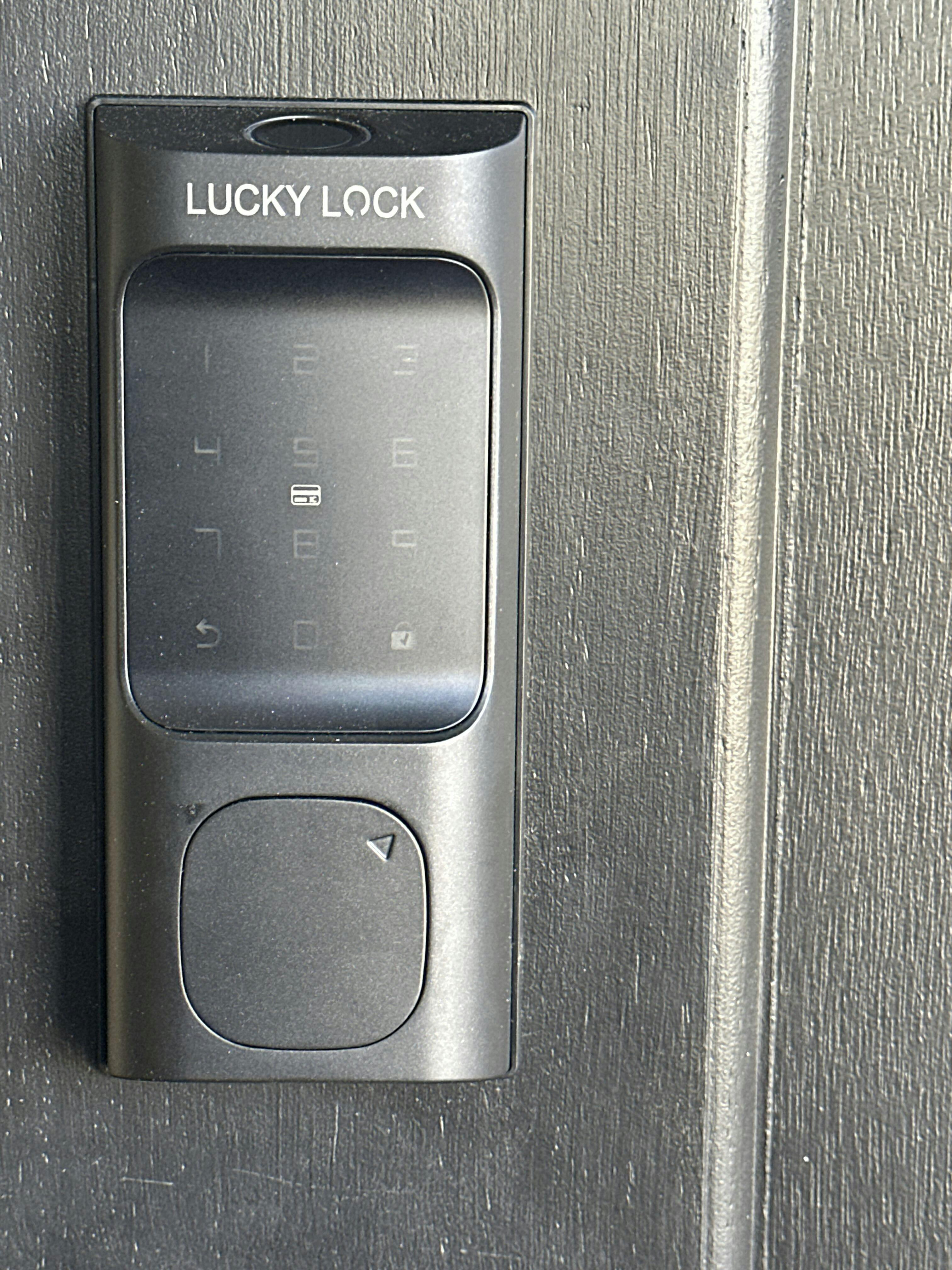Fingerprint Smart Lock Australia Smart Deadbolt Door Lock Australia LuckyLock