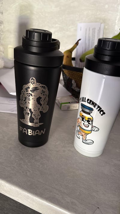 WORLDS STRONGEST MOM - STAINLESS STEEL SHAKER