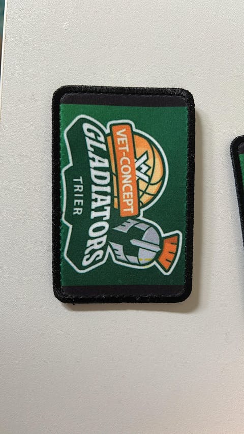 Personalisierbares Patch mit Klett – Eigenes Logo, Name, Flagge, QR Code, ab 1 Stück