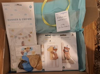 Banner si coroana „ONE” pentru prima aniversare, PartyDeco