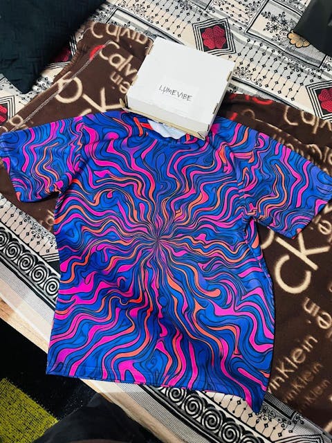 Lush Lucid - Oversized Tee