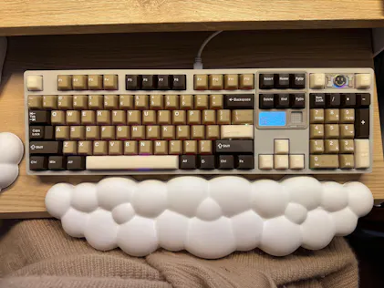 Qwertykeys QK101 Keyboard – Full-Size Tri-Mode Mechanical Keyboard