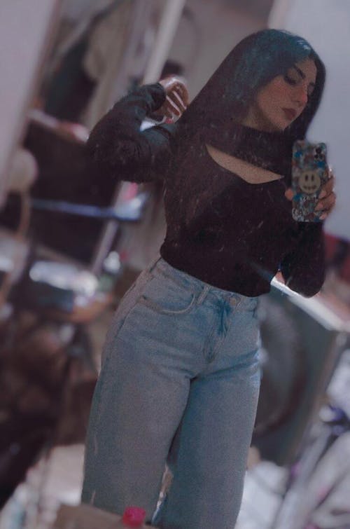 Cutout Front Long Sleeve Top (A49)