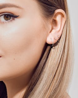 Small Hugging Hoops