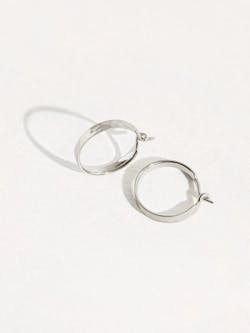 Lara Medium Hammered Hoop Earrings – Elegant Design