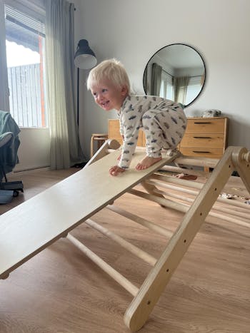 SIPITRI® 2-osainen kiipeilyteline liuku-/kiipeilyrampilla