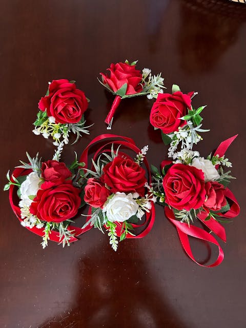 Red Corsage Wedding Corsage Wrist White Red Corsage Bridesmaids Wedding Corsage Red Ivory Mom Wrist Red Rose Corsage Prom Artificial Flower