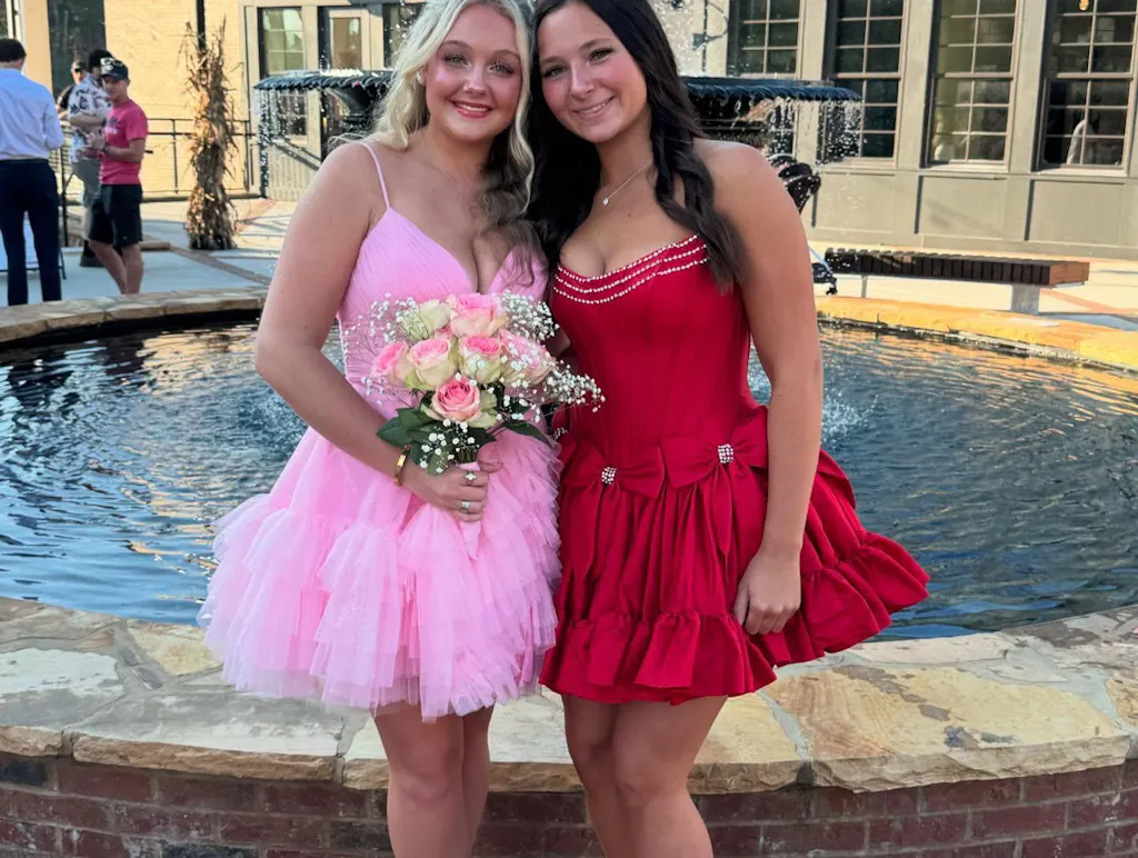 Satin Sleeveless Short Evening Homecoming Dress with Built-in Bra