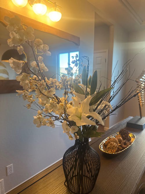 Real Touch Asiatic Lily - White