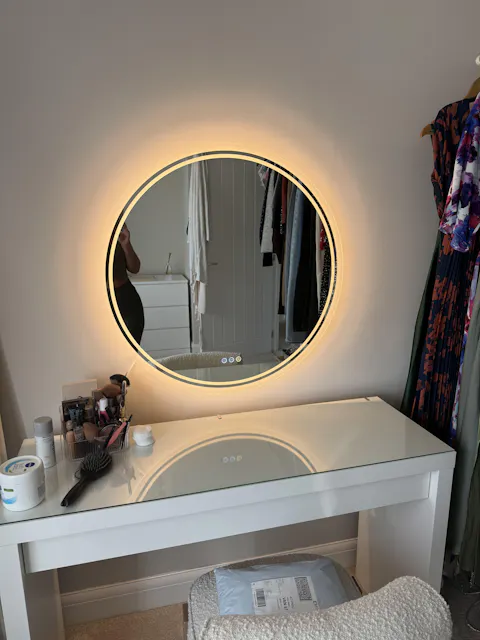 LUVODI Round Illuminated Bathroom Mirror 3 Colors Defogging Smart Mirror(Glowing Outer Edge)