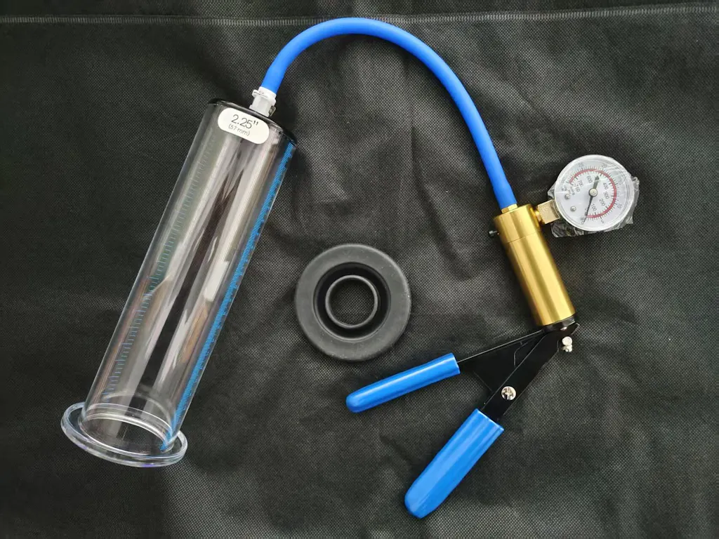 LuxaMax Manual Penis Pump