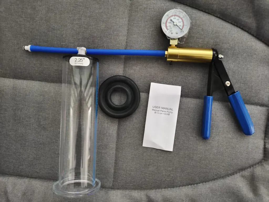 LuxaMax Manual Penis Pump