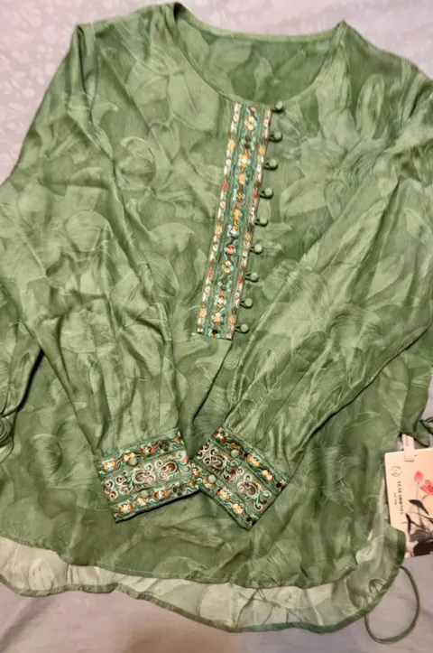 Green Silk Embroidered Blouse | Luxe Orienta Modern Chinese Top