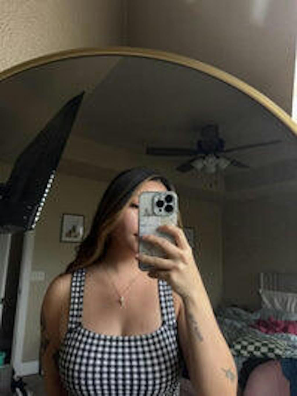 Collar Cruz y Corona