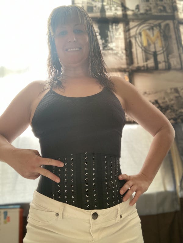 Luxx Curves Waist Corset for Sale in Bakersfield, CA - OfferUp
