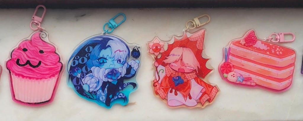 Customized double-sided effect keychain
