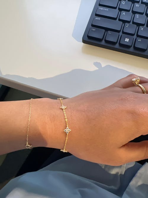 Rosie Gold Flower Bracelet