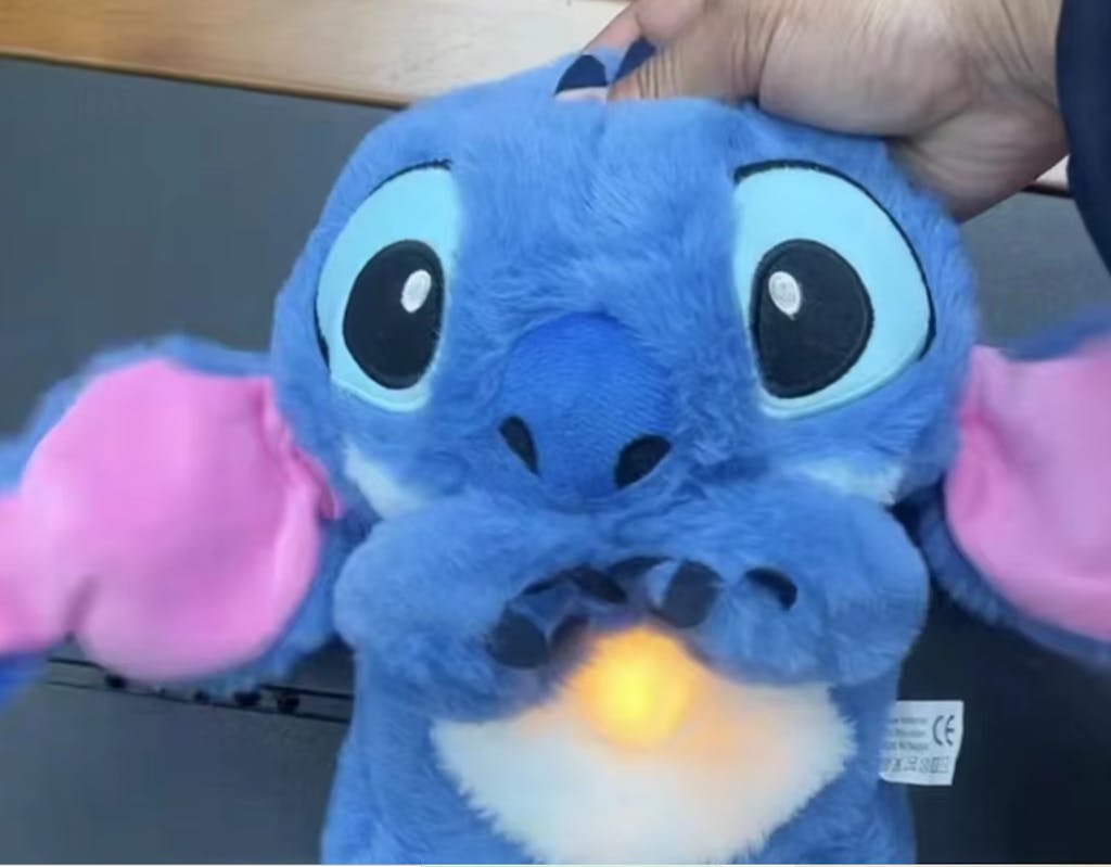 Peluche Stitch Respirante Avec Berceuse Apaisante