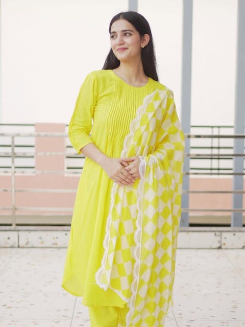 Mahi Kurti