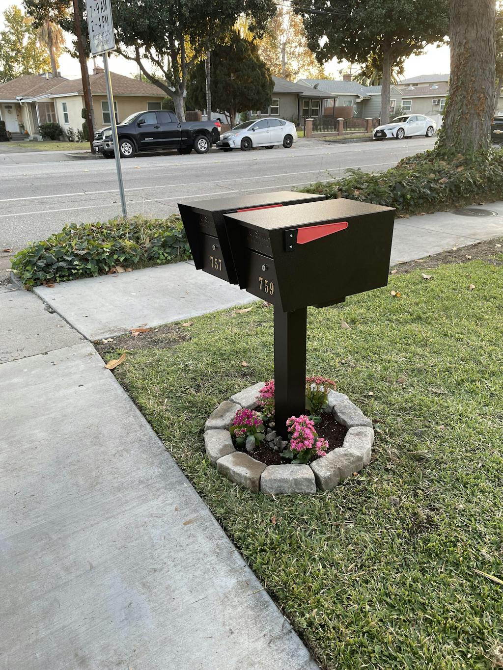 Mail Boss Double Mail Manager Locking Mailbox & Post Free Shipping