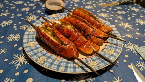 4-5 oz. Maine Lobster Tail x 2