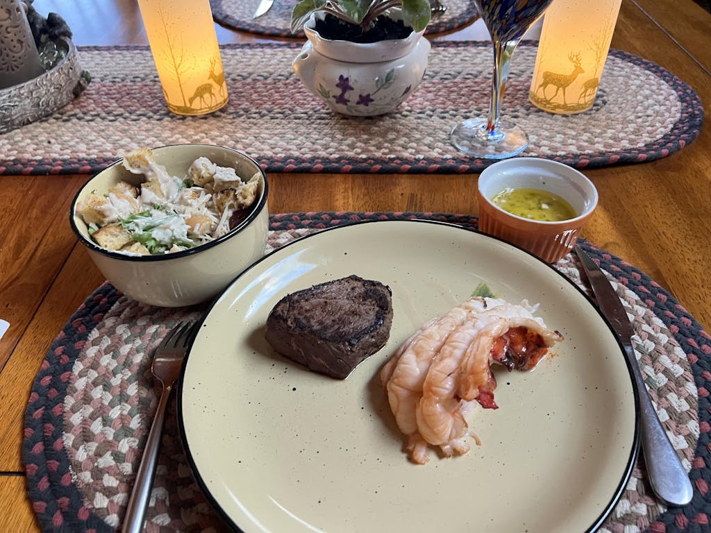 14-16 oz. North Atlantic Lobster Tail