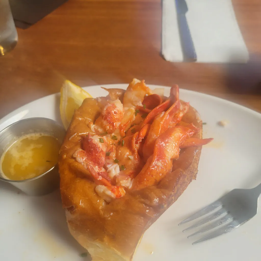 Gulf Of Maine Jonah Crab Leg Meat (aka Peekytoe) - 1 lb.