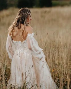 Classic Wedding Dresses A-Line Tulle Bridal Gowns Lace Appliques Off The Shoulder Vintage Robes Puff Sleeves Vestidos De Novia