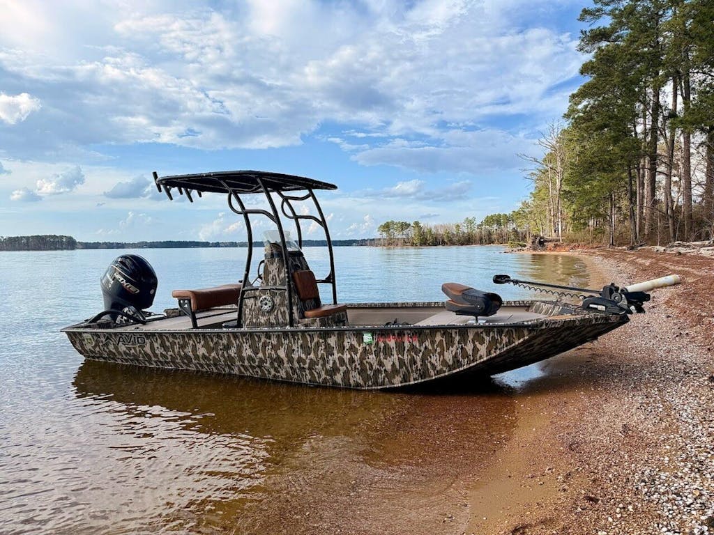 Black Powder Coated Pro 600 Heavy Duty T-Top w/ 5 Rod Holder