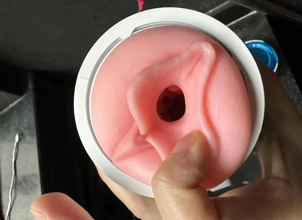 Leten ThermoPod Pro: realistische pussy-stroker met verwarmende stootfunctie