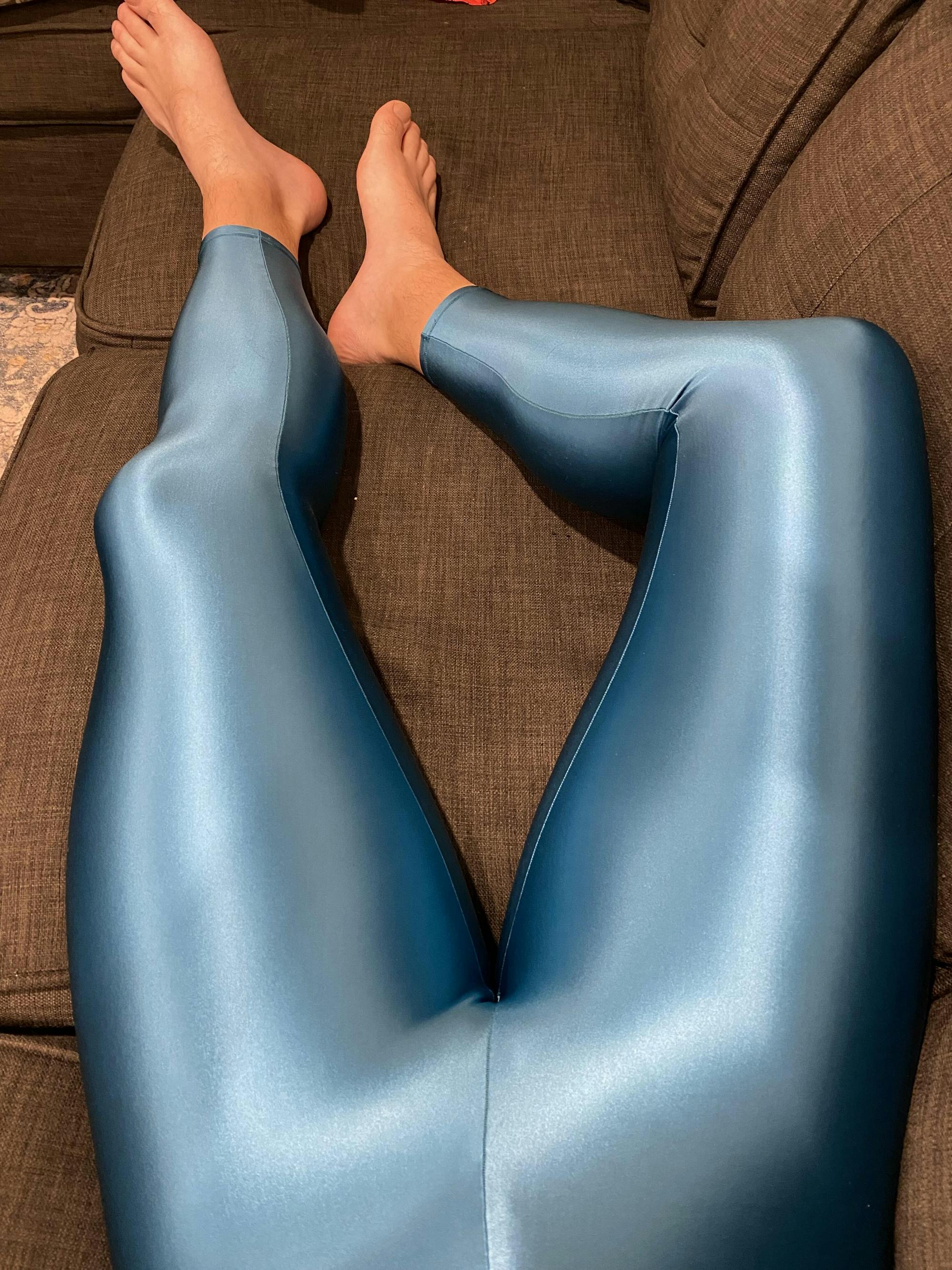 So Shiny - We love Spandex! : Photo  Leotards, 80s workout outfit, Blue  leotard