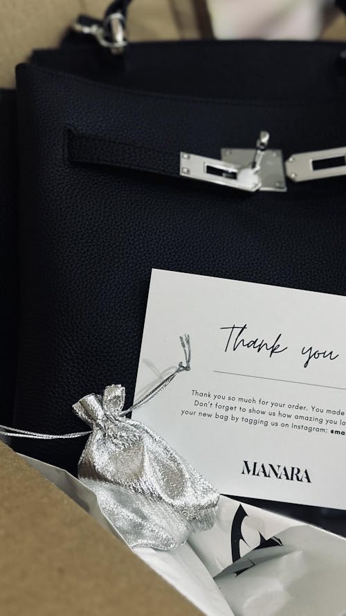 AURA DAILY BAG - BLACK