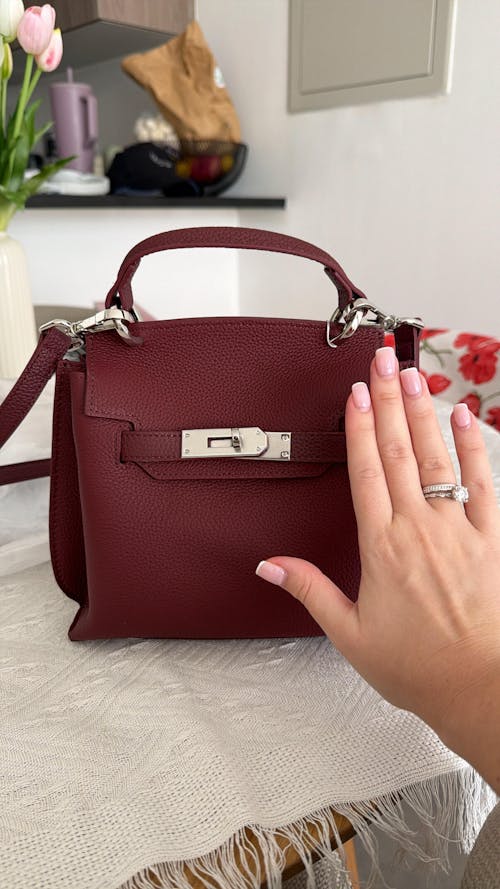 MINI AURA DAILY BAG - BURGUNDY
