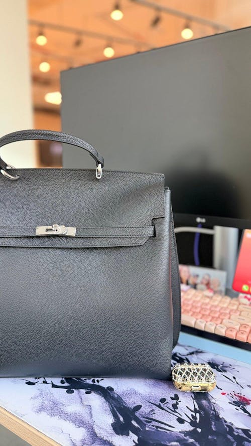 AURA XL WORK BAG - BLACK