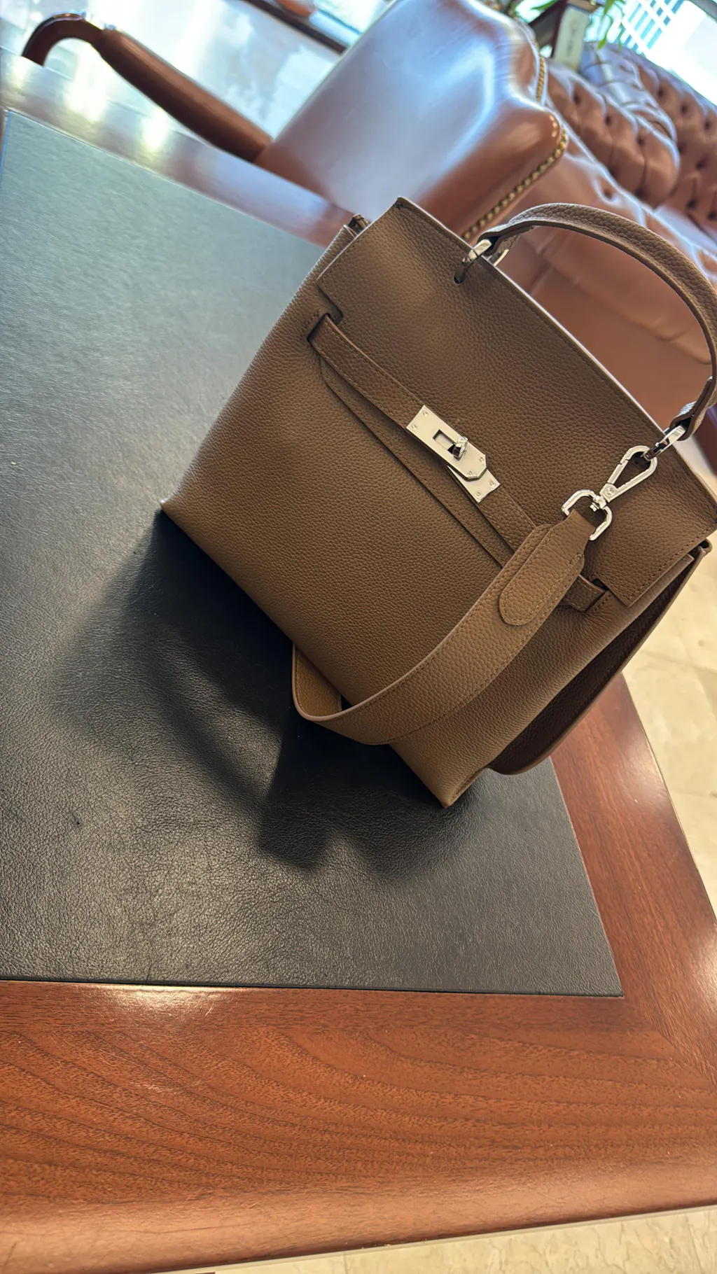 AURA DAILY BAG - CAMEL