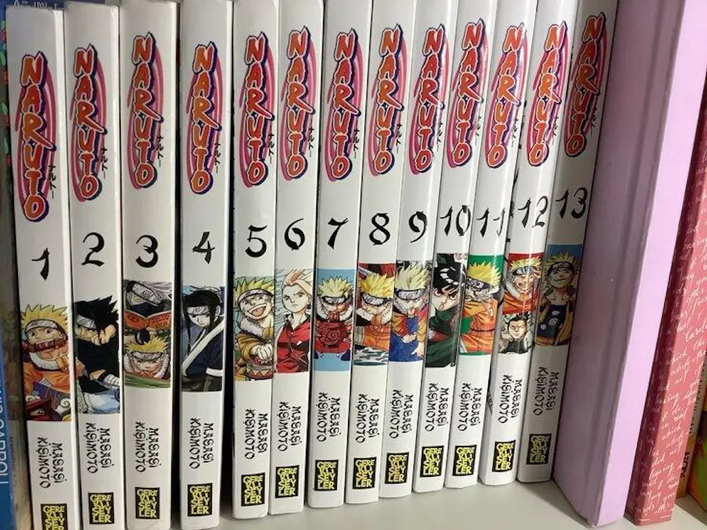 Naruto Manga Box Set 1 (Vol 1-27) + Free Manga Wall Poster