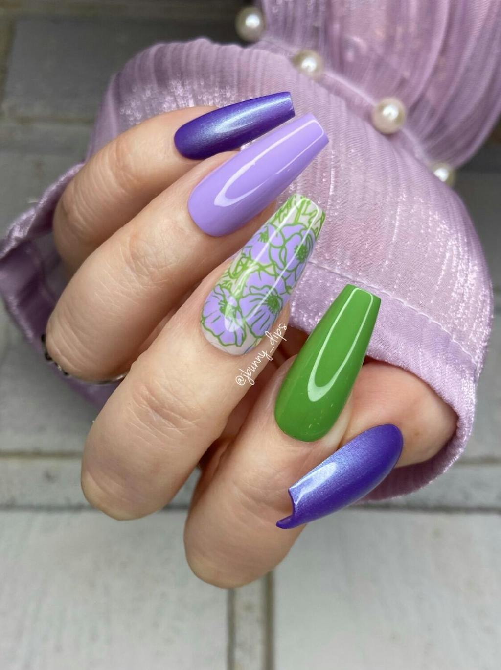 Floral Fantasy (M568) - Nail Stamping Plate