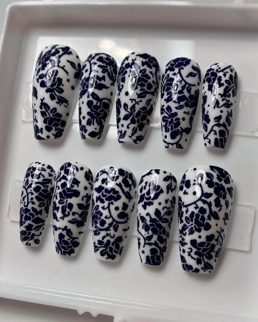 Porcelain (m252) - Nail Stamping Plate