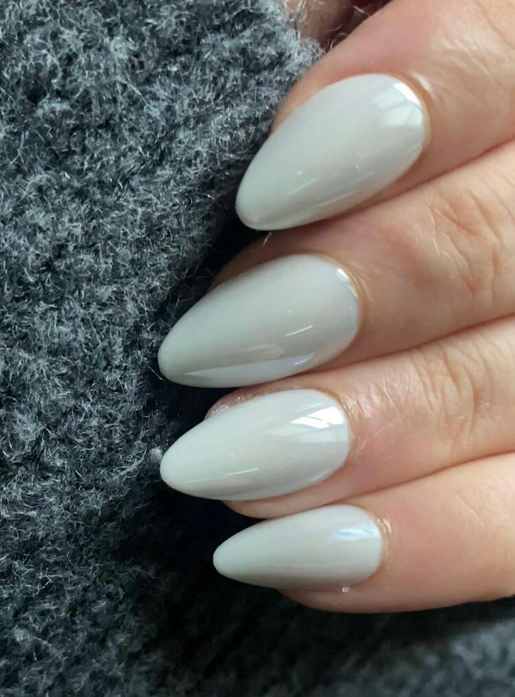 Icebeam Press-On Nails - Short Almond